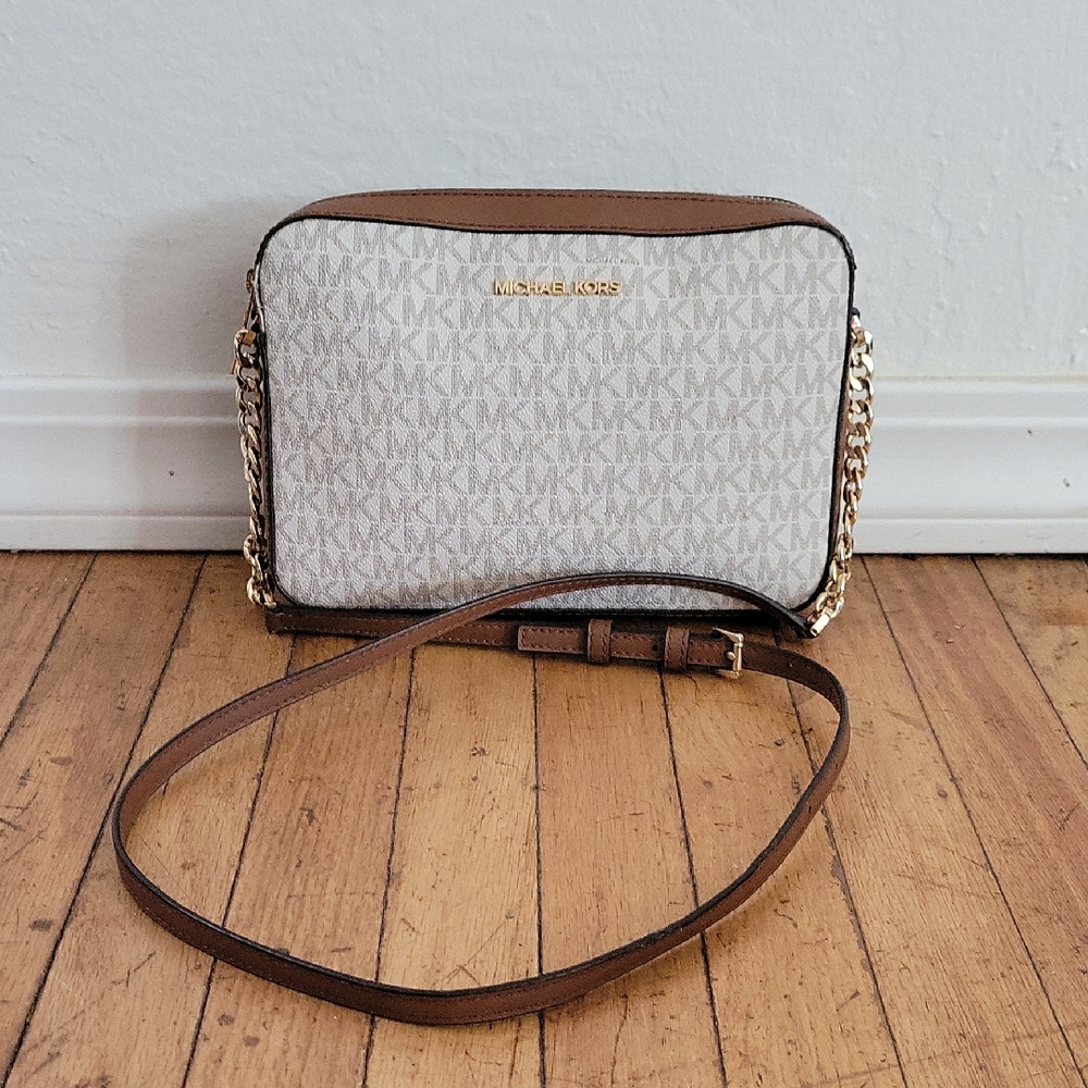 Michael Kors Jet Set Large Printed Logo Crossbody Bag